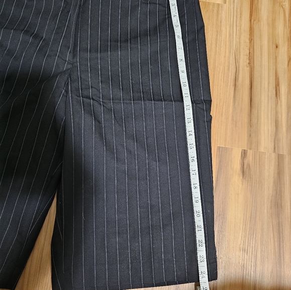 Dress shorts - Picture 5 of 6